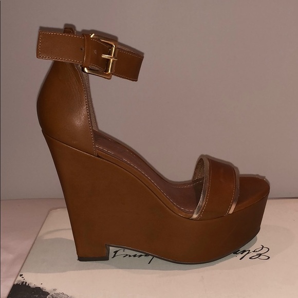 Elizabeth and James wedge - Picture 3 of 4